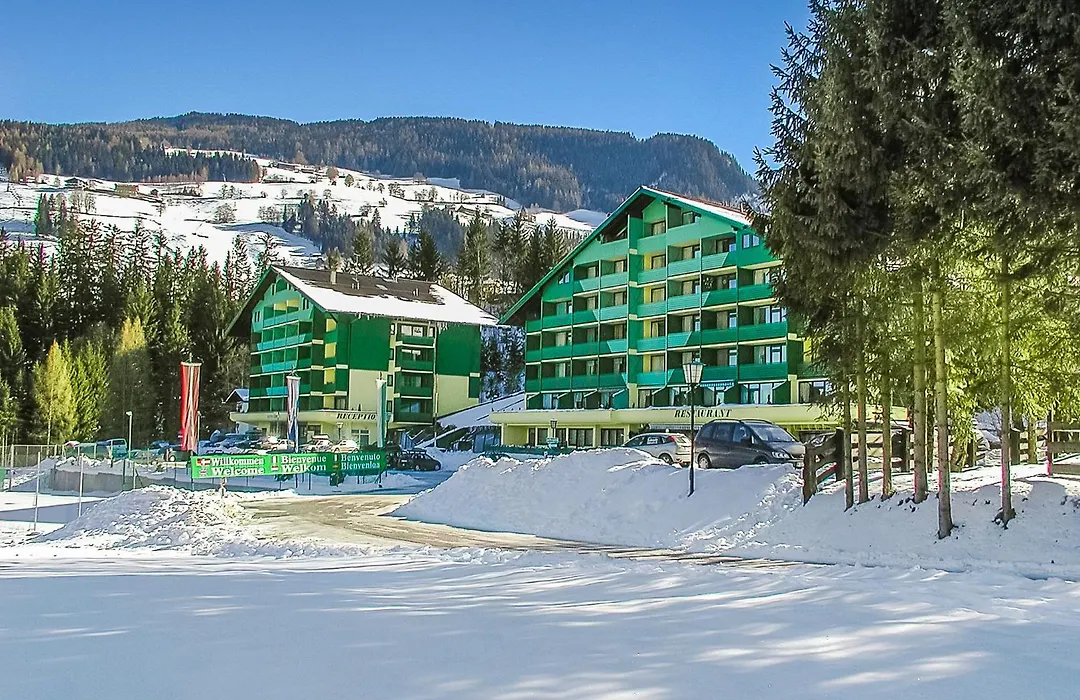 Alpine Club Resort-1